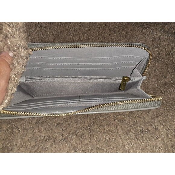 FOSSIL-HEIDI-Wallet Clutch-Gray Pebbled Leather Zip Around-Near Mint - Picture 7 of 7